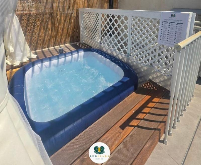 Vasca idromassaggio esterna - B&B Reggio Calabria
